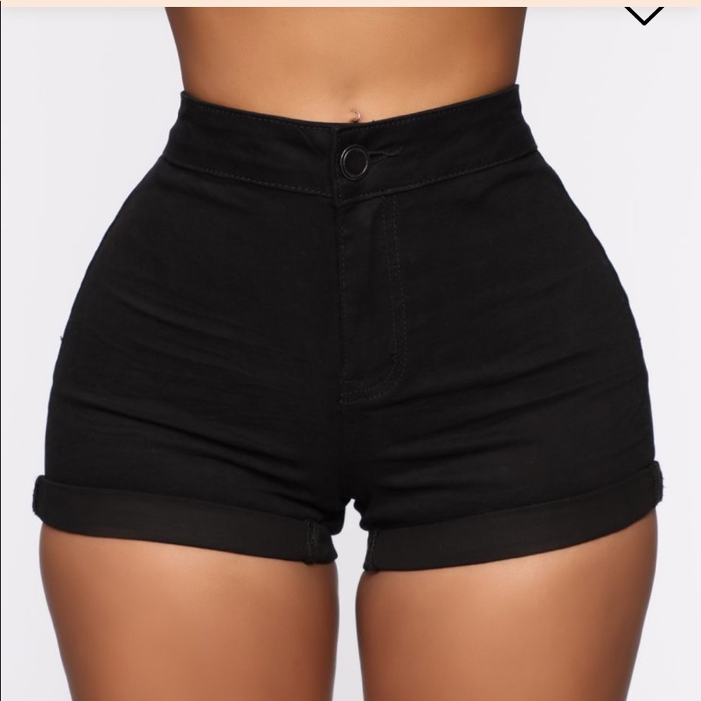 Fashion Nova Shape Shift Shorts Black